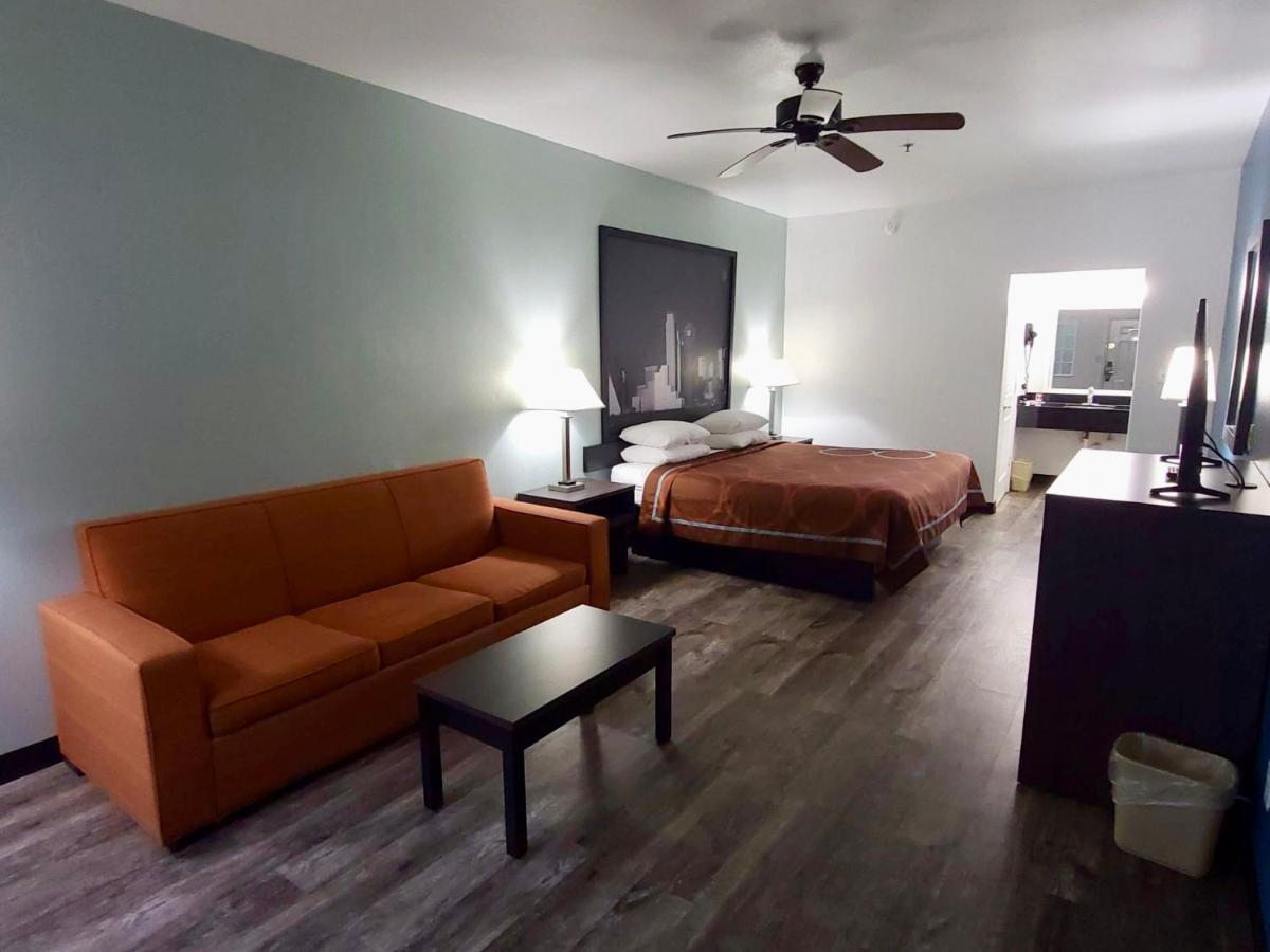 Super 8 By Wyndham Forney/East Dallas Zewnętrze zdjęcie